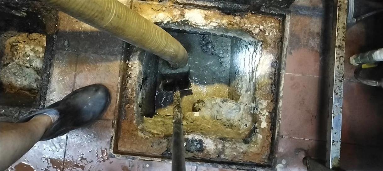 汉阴污水池清理一般都有毒气，怎么预防中毒呢？