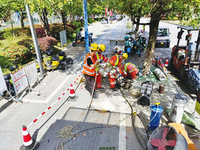  汉阴UV-CIPP紫外光固化修复